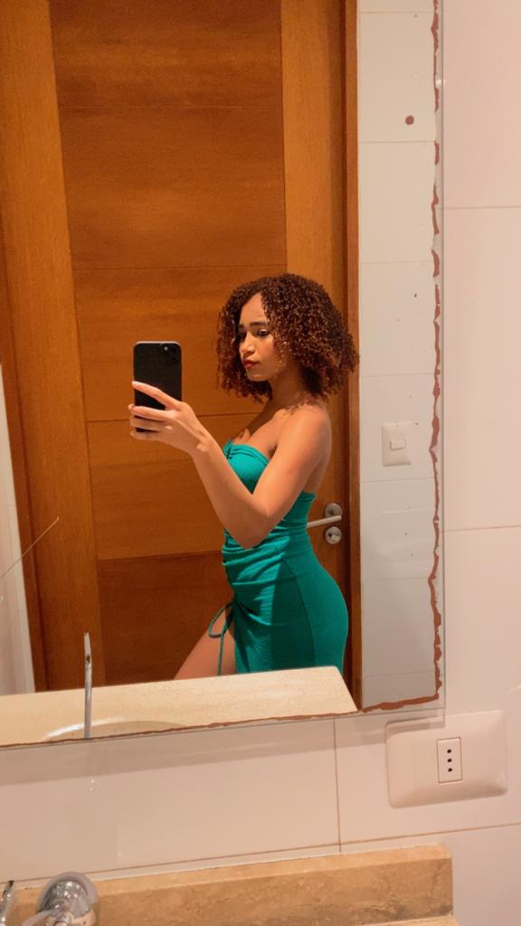 645648260: Chica busca chico en Almería