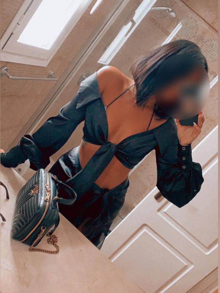 644720357: Chica busca chico en Madrid