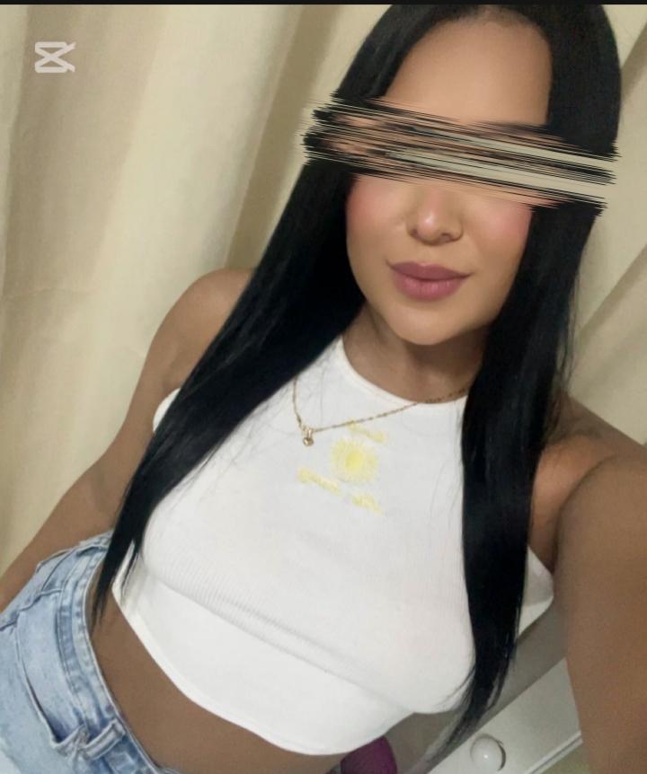 Chica busca chico en Almería: 