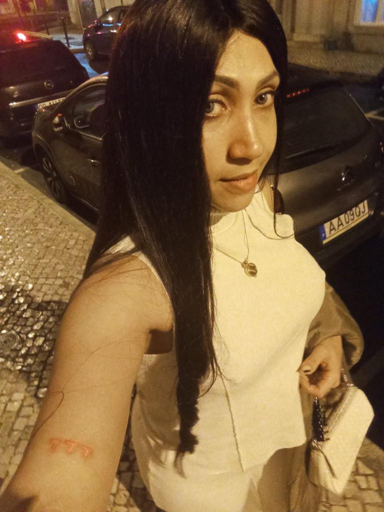 614940297: Transexual en Asturias