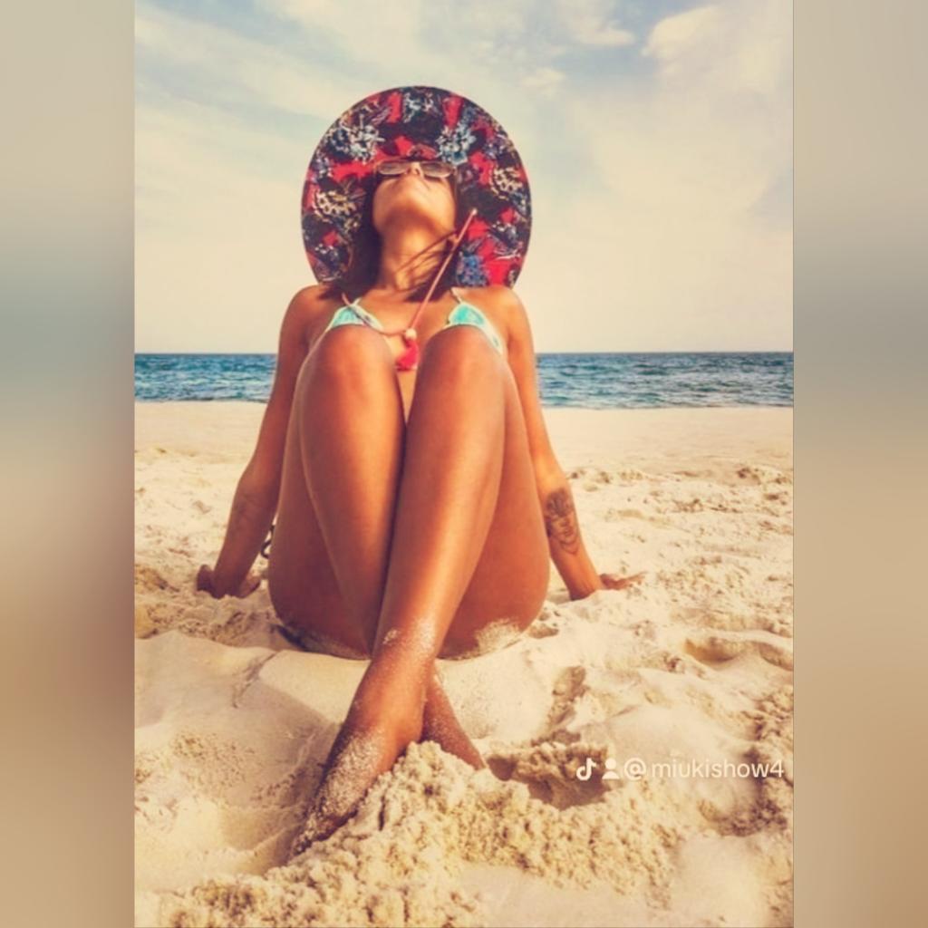 603310305: Transexual en Barcelona