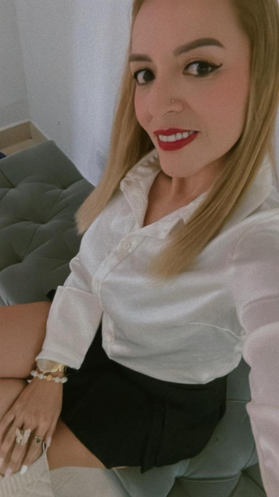 604145870: Chica busca chico en Valencia