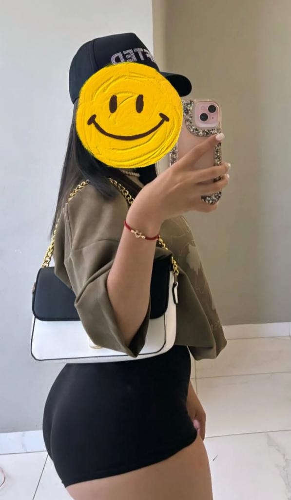 Chica busca chico en Mallorca: 