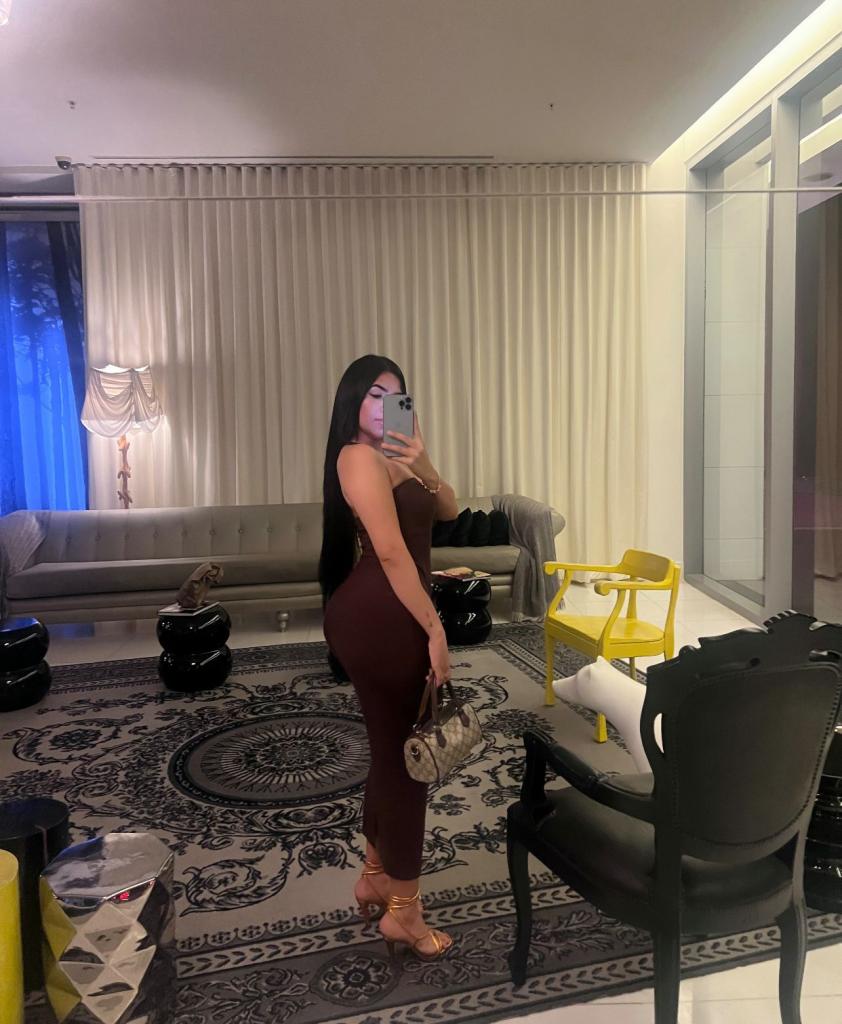 Chica busca chico en Barcelona: 