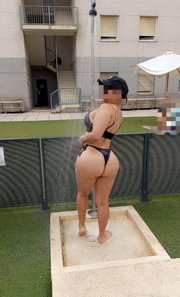 Chica busca chico en Almería: 