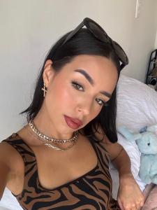 610393205: Chica busca chico en Mallorca