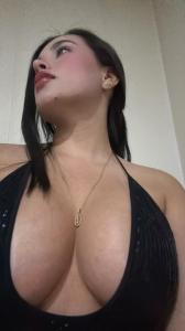 645818374: Chica busca chico en Barcelona