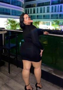 614742569: Chica busca chico en Sevilla