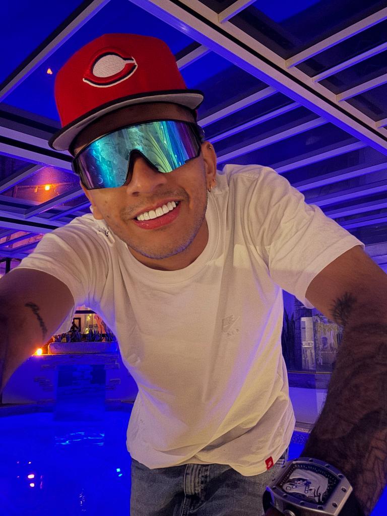 Chico busca chica en Barcelona: 