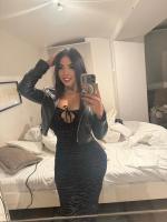 687671174: Chica busca chico en Málaga