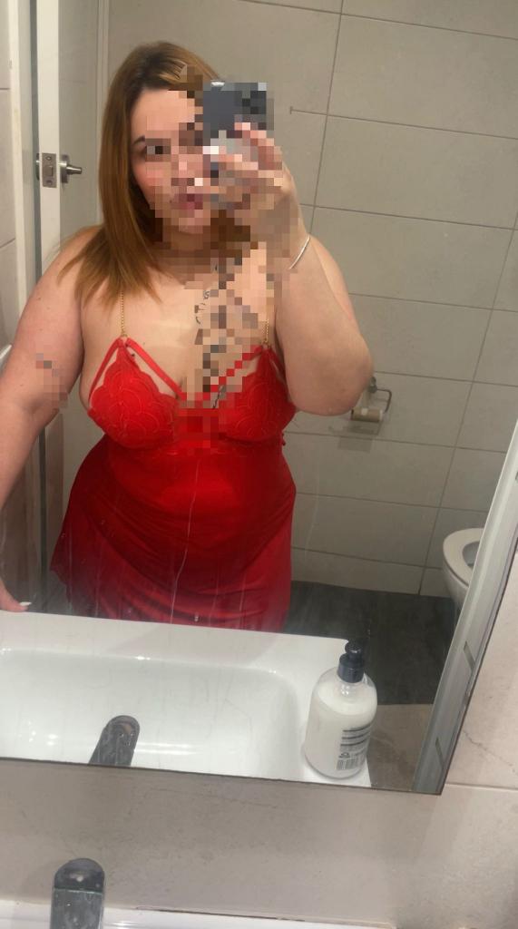 Chica busca chico en Barcelona: 