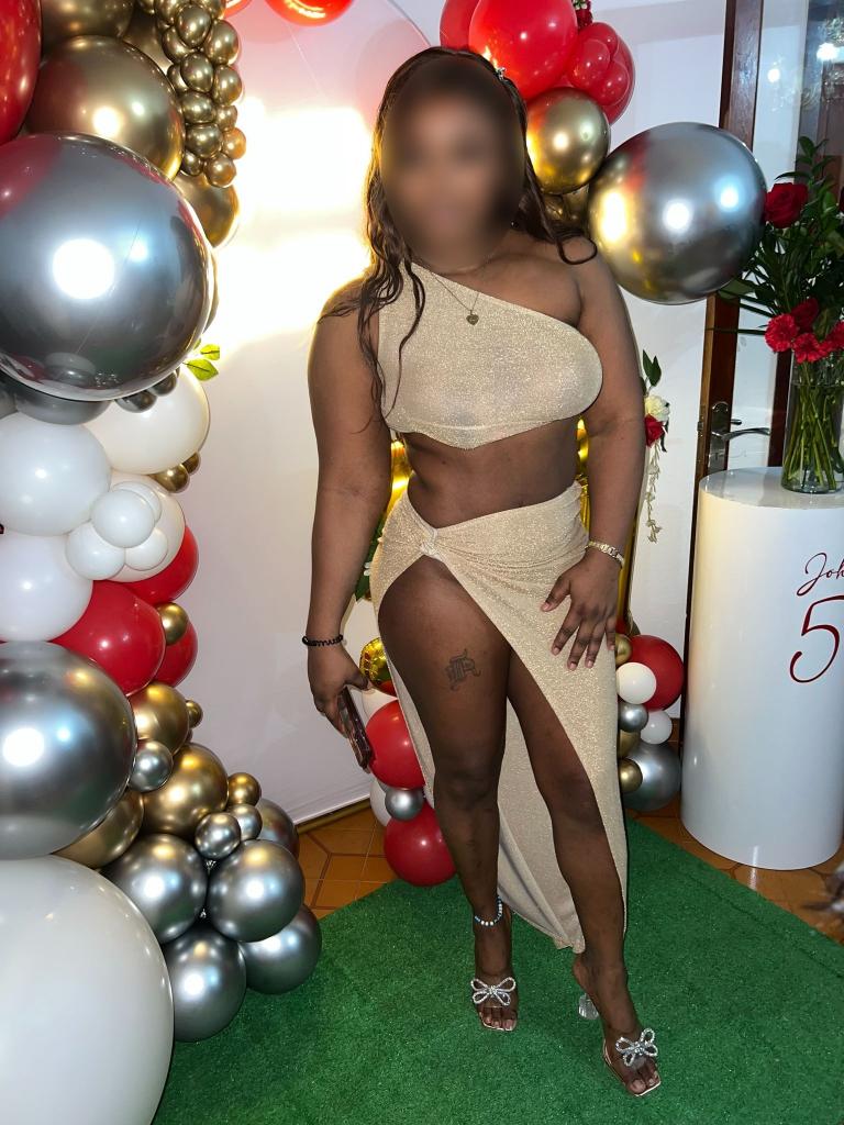 Chica busca chico en Ibiza: 