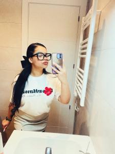 643742361: Chica busca chico en Madrid