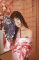 631643981: Chica busca chico en Barcelona