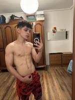 613850779: Chico busca chica en Madrid