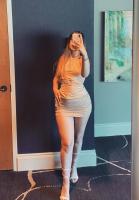 613773485: Chica busca chico en Barcelona