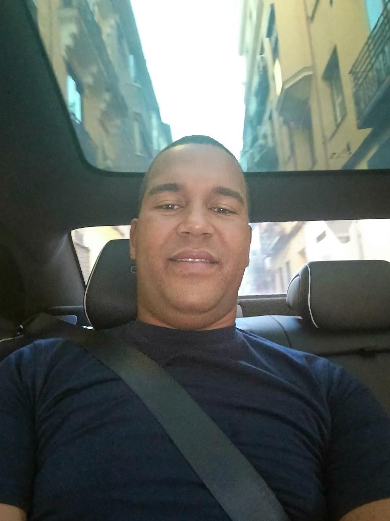 Chico busca chica en Madrid: 