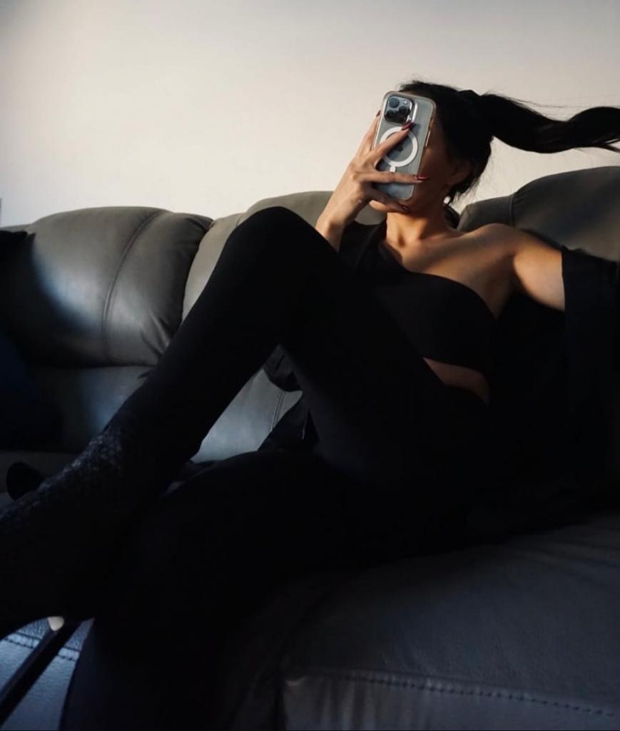 Chica busca chico en Sevilla: 