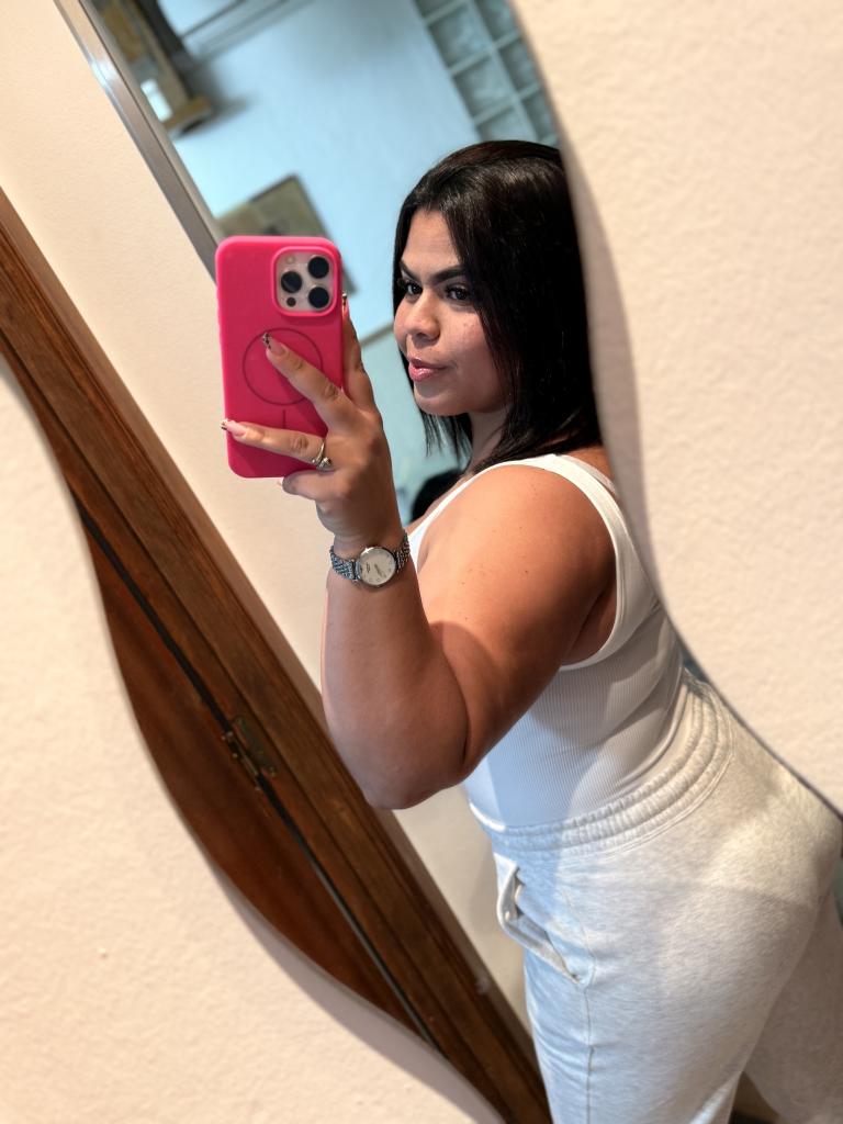 624283029: Chica busca chico en Almería