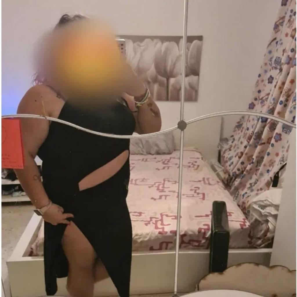 642367798: Chica busca chico en Sevilla