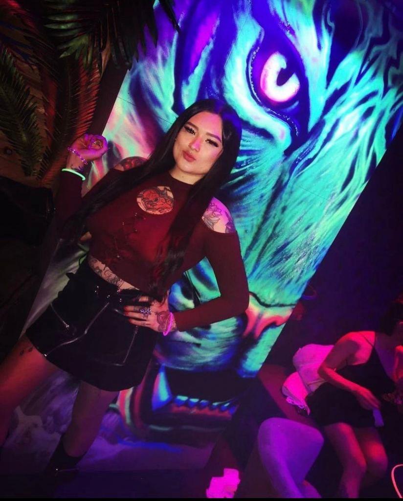 Chica busca chico en Murcia: Chica busca chico