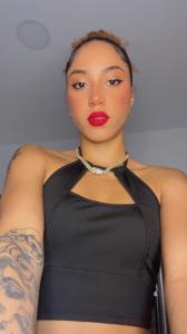 631222976: Chica busca chico en Barcelona