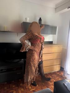 642212104: Chica busca chico en Zaragoza