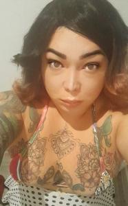 664689098: Transexual en Orense