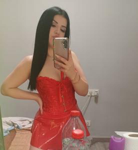 641855352: Chica busca chico en Álava