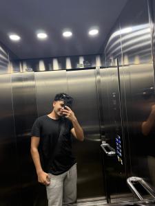 634064282: Chico busca chica en Madrid