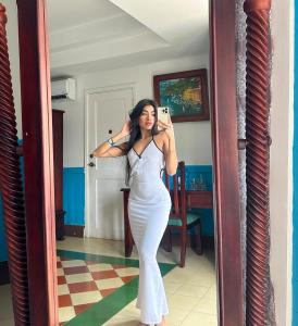 663107696: Chica busca chico en Las Palmas