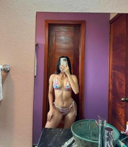 663107696: Chica busca chico en Las Palmas