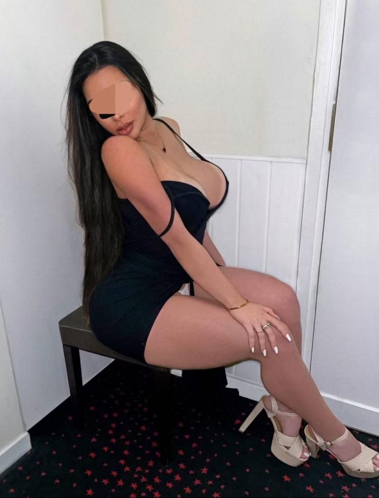 Chica busca chico en Orense: 