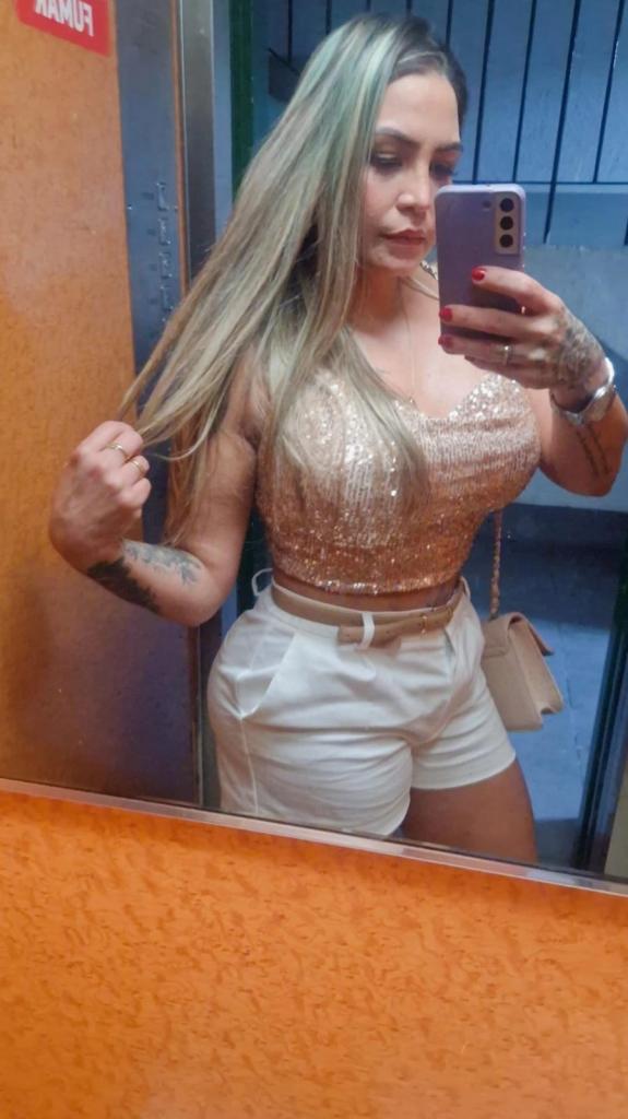 613427505: Chica busca chico en Valencia