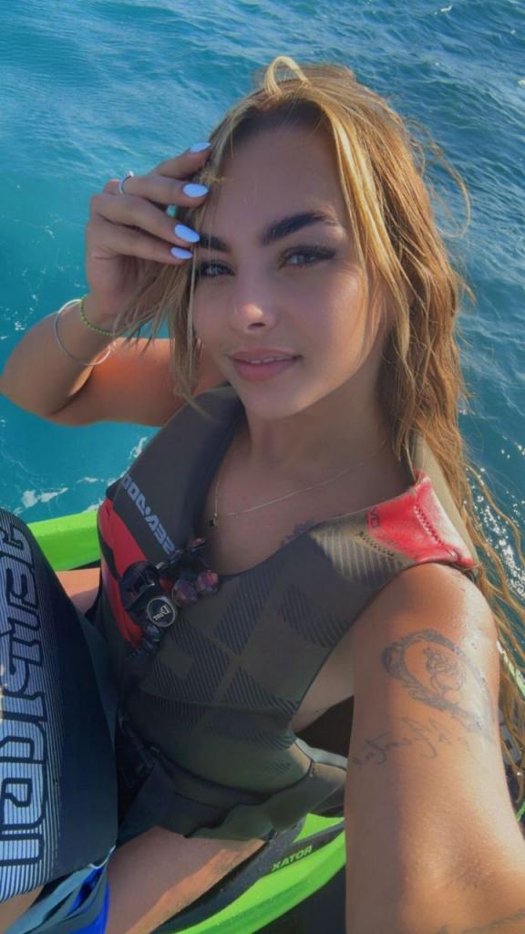 Chica busca chico en La Coruña: 