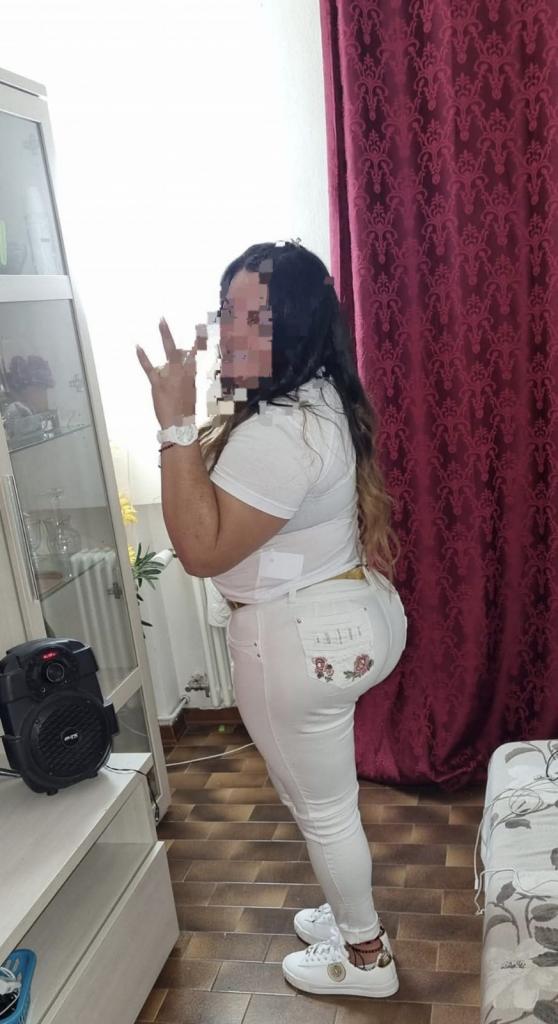 Chica busca chico en Barcelona: 