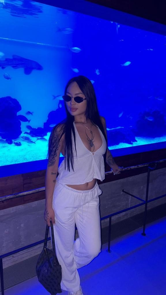 Chica busca chico en Barcelona: Chica busca chico