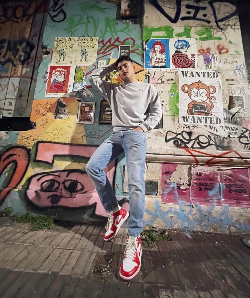 632209945: Chico busca chica en Tarragona