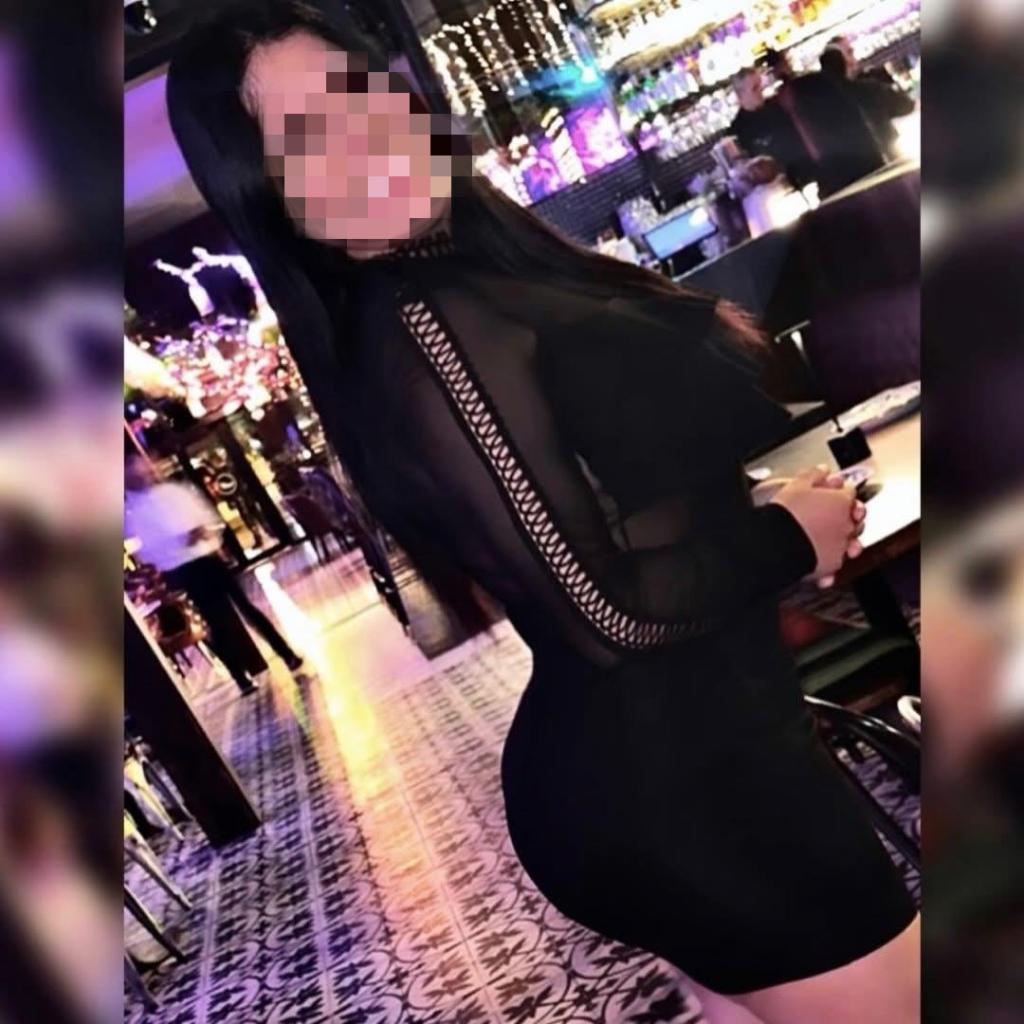 Chica busca chico en Almería: 
