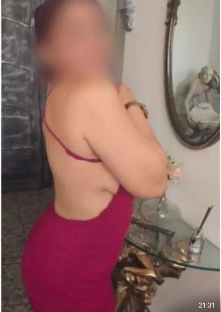 Chica busca chico en Jaén: 