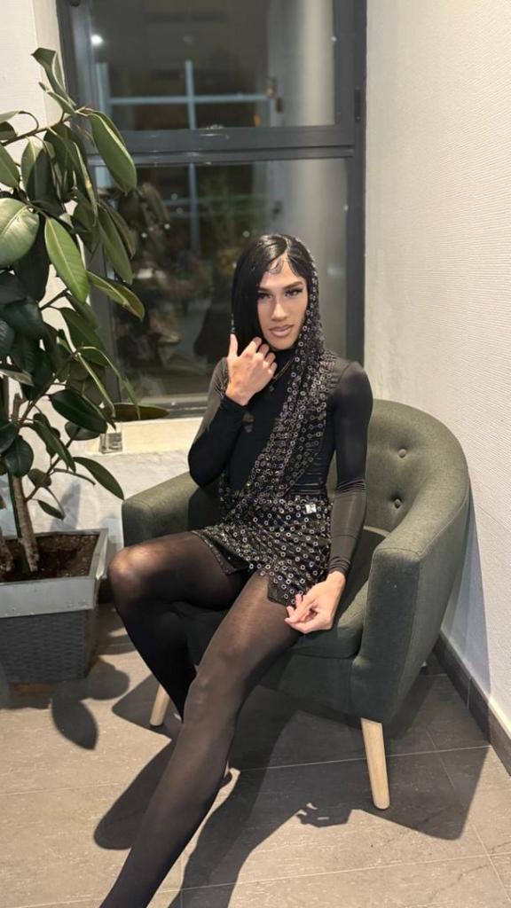 666509497: Transexual en Albacete