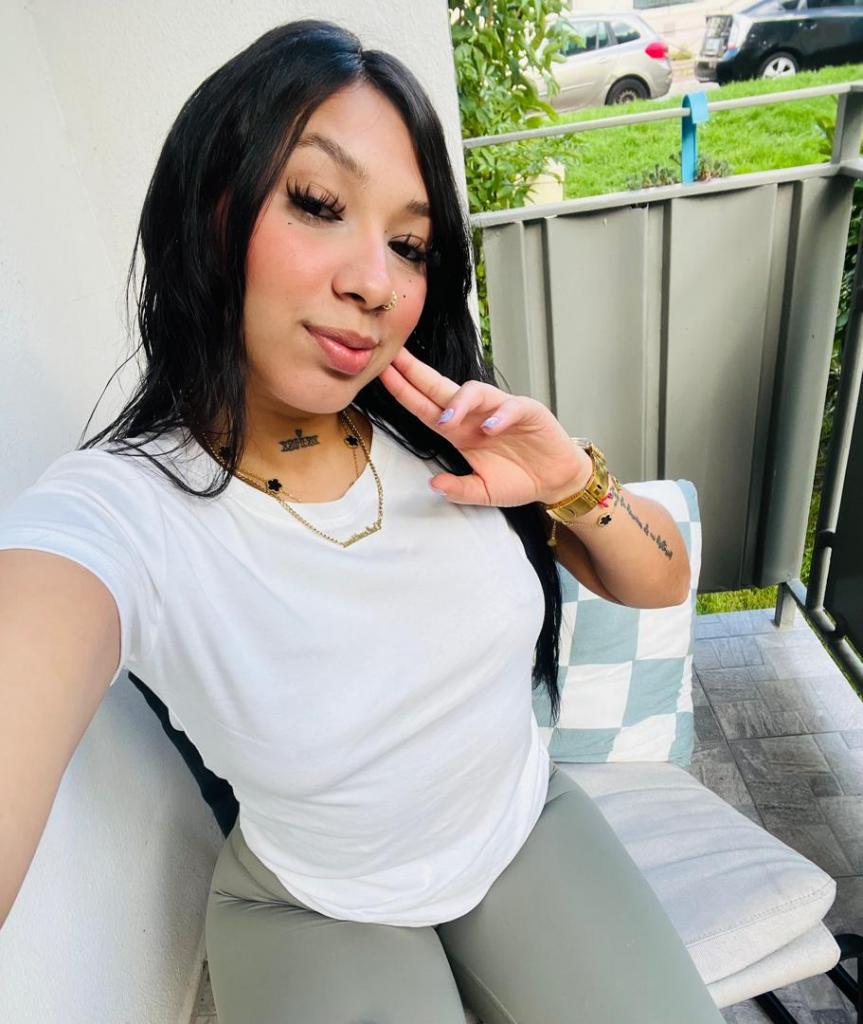 Chica busca chico en Barcelona: 