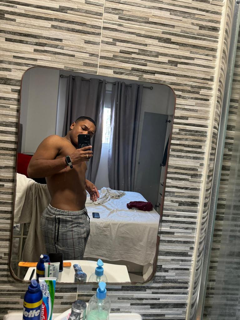 Chico busca chica en Mallorca: 