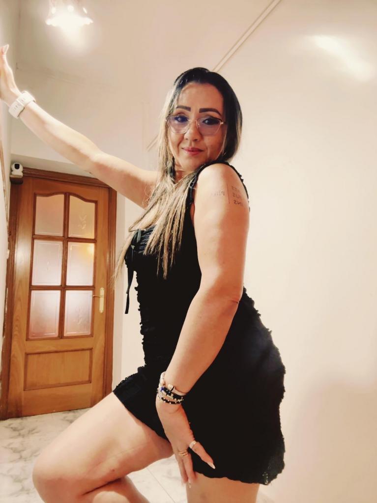 630520995: Chica busca chico en Pontevedra