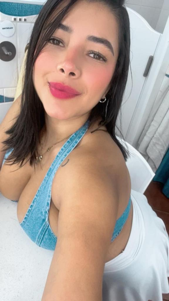 614968044: Chica busca chico en Murcia