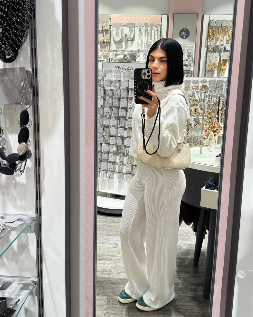 672299802: Chica busca chico en Mallorca