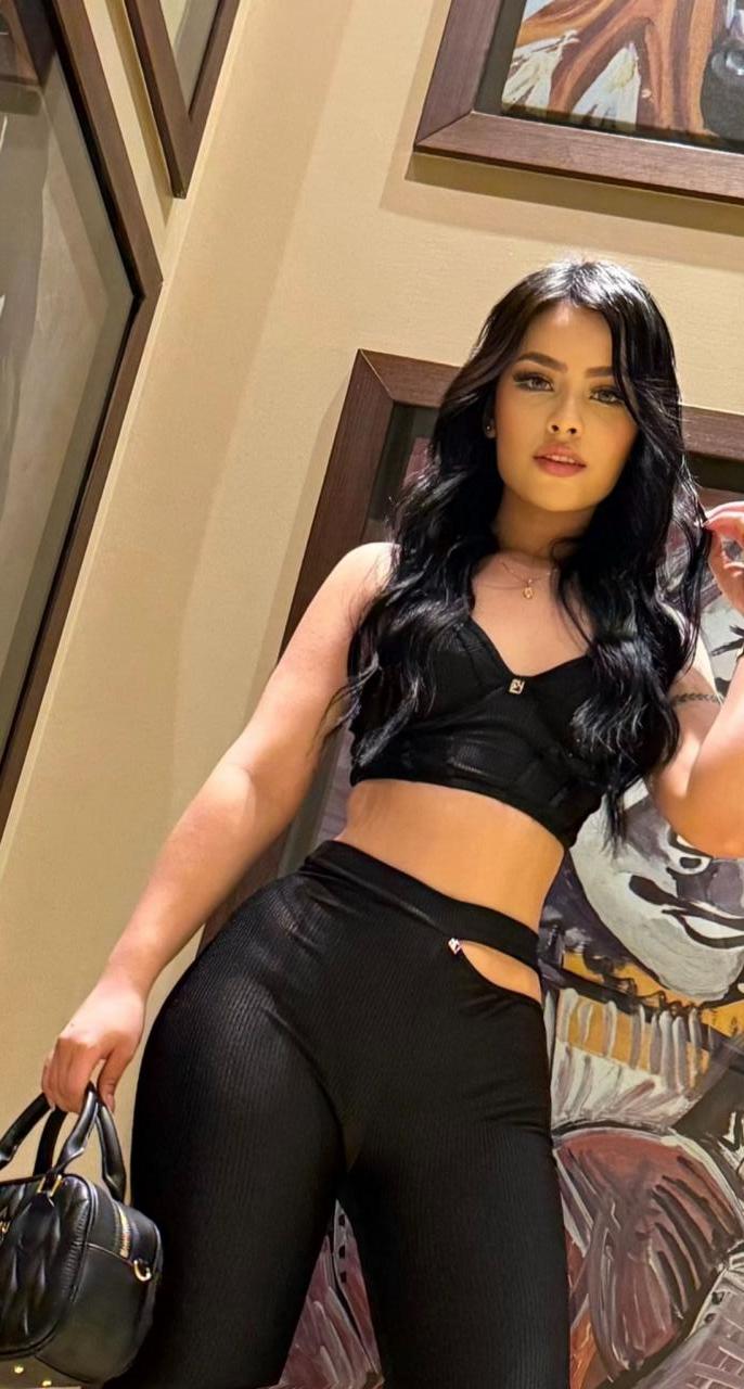 Chica busca chico en Cádiz: 