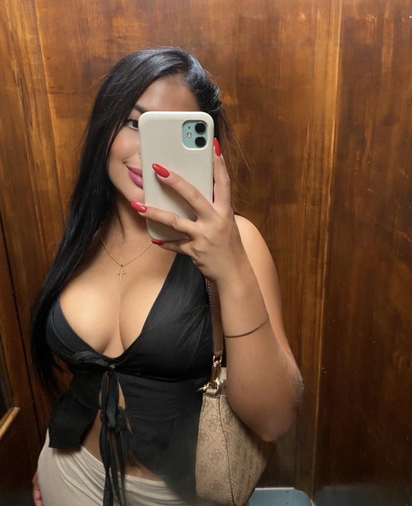 641971533: Chica busca chico en Zaragoza
