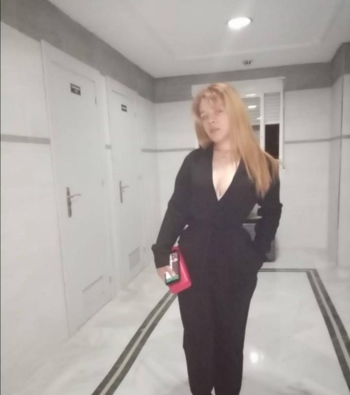 Chica busca chico en Granada: 