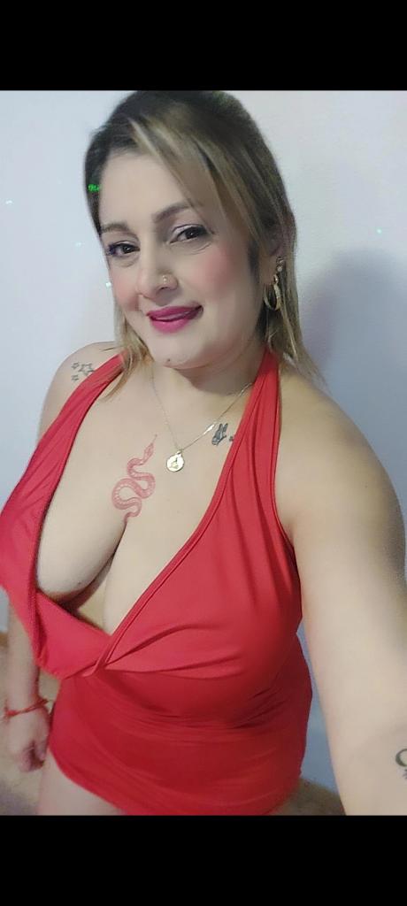 623725571: Chica busca chico en Murcia